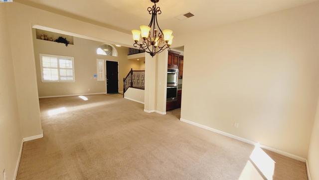 Image 6 of 39 For 4008 Madison Pointe Way