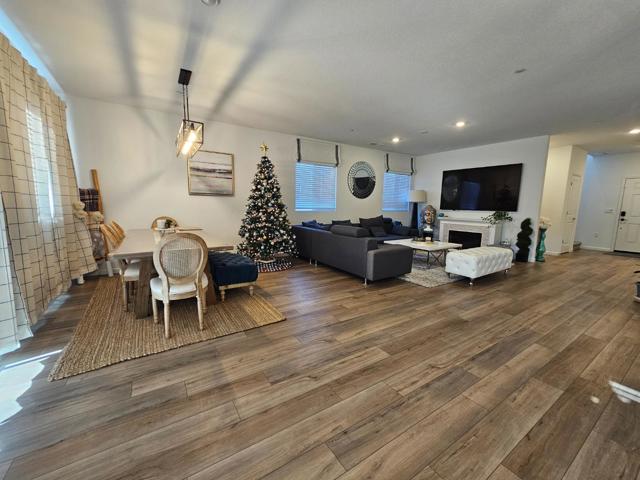 Image 3 of 32 For 4033 Haflinger Way