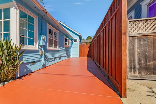 722 Cayuga Street, Santa Cruz CA: https://media.crmls.org/mediaz/33895580-b359-4bb7-b7d9-76454f0161ec.jpg