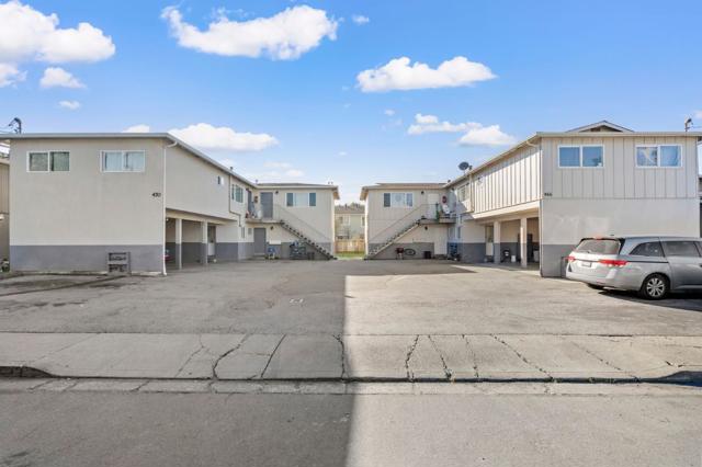 466 Willow Avenue, Half Moon Bay CA: https://media.crmls.org/mediaz/338a3cc0-47e5-4a92-856d-0ed614ee4f21.jpg