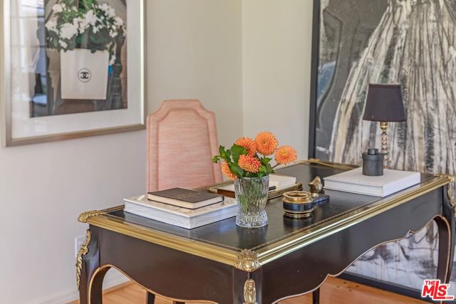 10999 Ojai Santa Paula Road, Ojai CA: https://media.crmls.org/mediaz/338a5818-acc7-4f28-abed-1fb3b3f43196.jpg