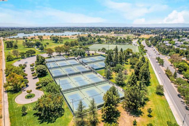 184 Stevenson Blvd, Fremont CA: https://media.crmls.org/mediaz/338ab659-a336-4911-bcff-5407669d09af.jpg