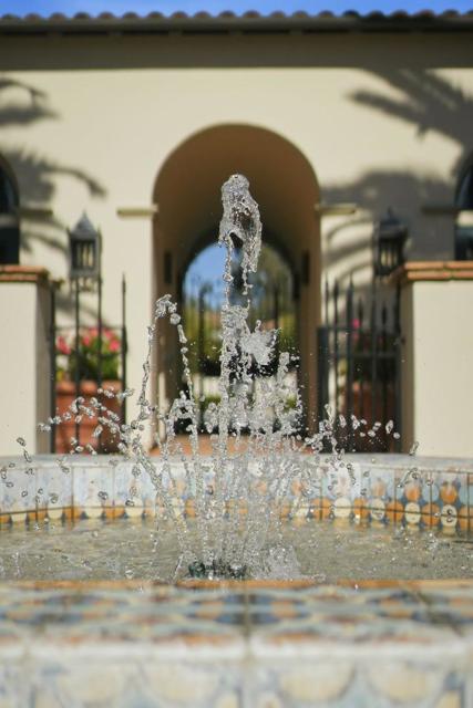 Image 4 of 71 For 1338 Las Casitas Court