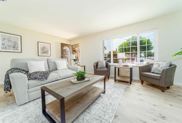 709 Covina Way, Fremont CA: https://media.crmls.org/mediaz/338c8d57-d07b-4346-9a41-af8abe55f4db.jpg