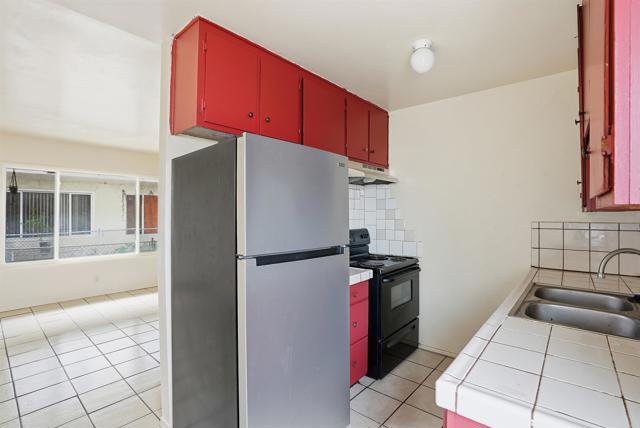 Image 16 of 20 For 335 Laurel Avenue