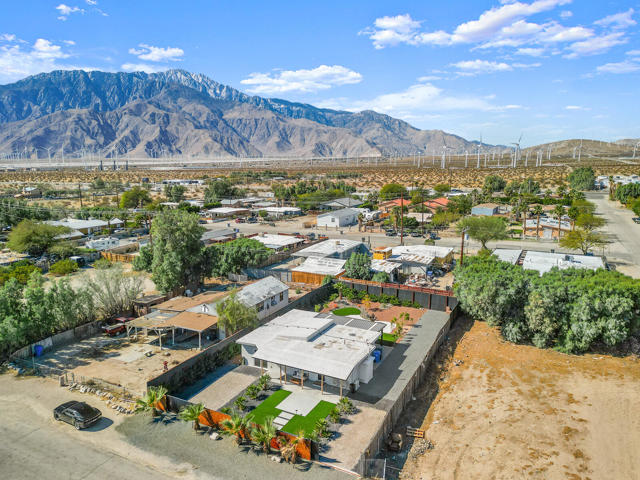 17319 Keith Street, Palm Springs CA: https://media.crmls.org/mediaz/338d5963-c060-4730-8e00-ba72985df0c2.jpg