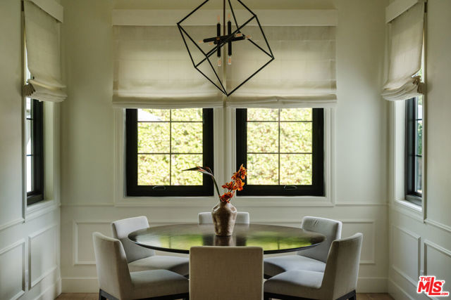 4656 Saloma Avenue, Sherman Oaks CA: https://media.crmls.org/mediaz/338d60f0-a250-4adb-a727-c960e3689687.jpg