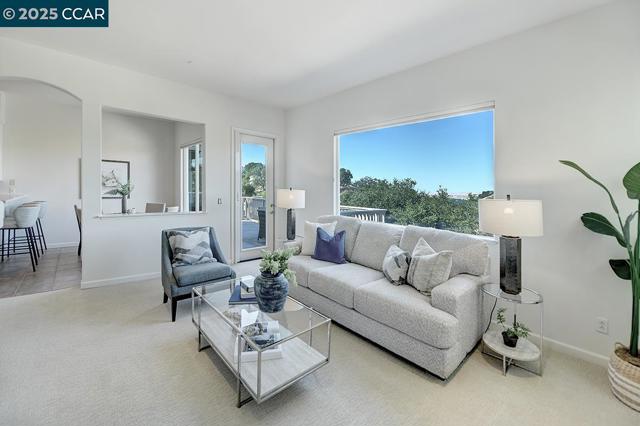 2916 Saklan Indian Dr, Walnut Creek CA: https://media.crmls.org/mediaz/338d6626-affb-41bc-a7e3-b63f73cc0b11.jpg