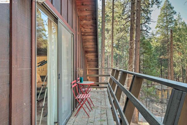 1273 Lilac Dr, Arnold CA: https://media.crmls.org/mediaz/338e47a7-1775-484c-b543-c9f15bbd0d1a.jpg