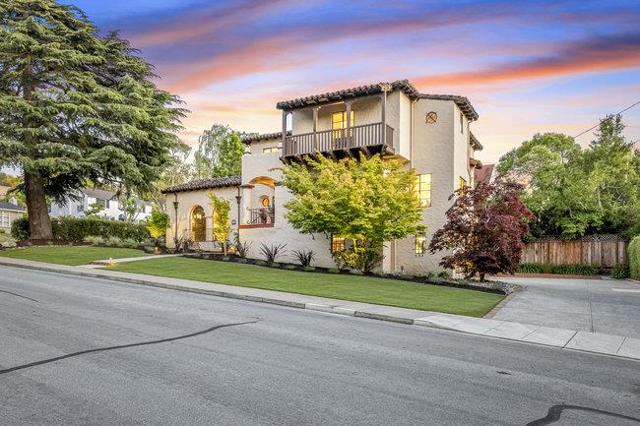 320 Jackson Street, San Mateo CA: https://media.crmls.org/mediaz/33900a0f-1fef-4911-b502-11b23e169460.jpg