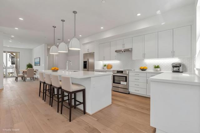 225 Oak Circle, Walnut Creek CA: https://media.crmls.org/mediaz/33918fbd-55cb-4770-90e8-0907bd331f51.jpg