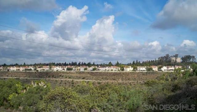 945 E E J St, Chula Vista CA: https://media.crmls.org/mediaz/33919aae-e013-4de8-89fa-7f12a4c316e5.jpg