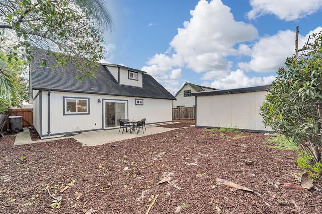 2068 Interbay Drive, San Jose CA: https://media.crmls.org/mediaz/3391afce-555c-4950-805e-4095a1a959e3.jpg