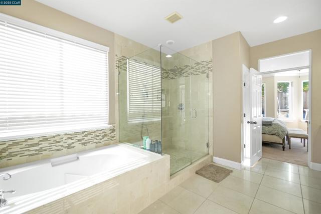 139 Shelterwood Ln, Danville CA: https://media.crmls.org/mediaz/33926185-63af-4745-87bf-809784613504.jpg