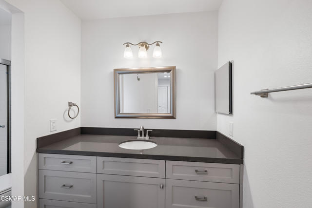 350 Campbell Way, Oxnard CA: https://media.crmls.org/mediaz/339372b8-4b7e-4538-97aa-2999e71fa315.jpg