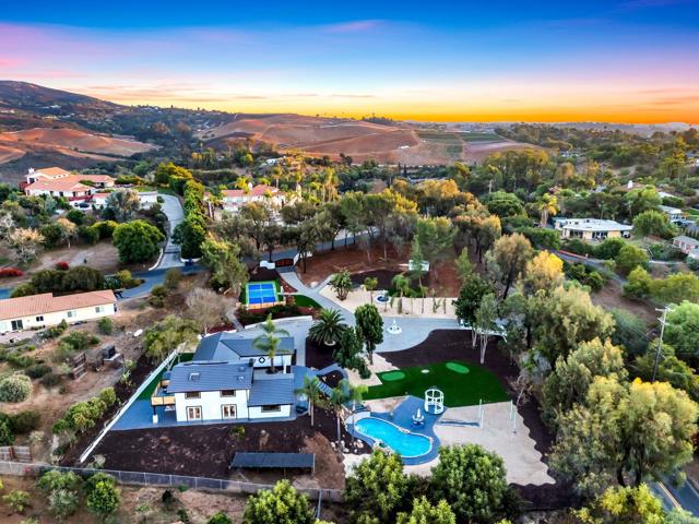 Detail Gallery Image 58 of 75 For 3065 Fairview Dr, Vista,  CA 92084 - 4 Beds | 3 Baths