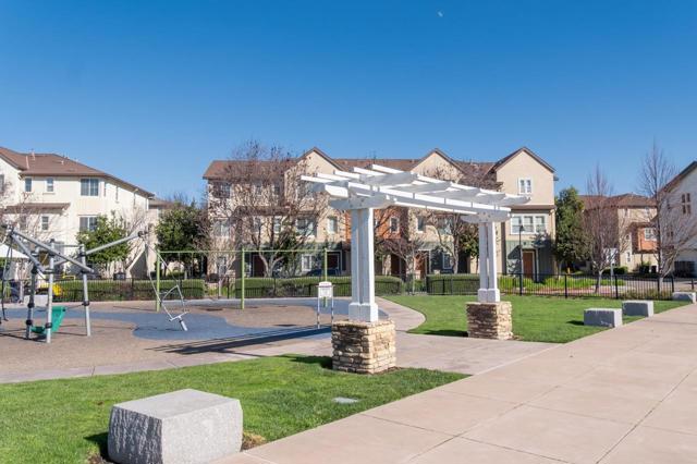 3079 Madsen Street, Hayward CA: https://media.crmls.org/mediaz/339436ed-f500-4338-b612-ffee33c422e3.jpg
