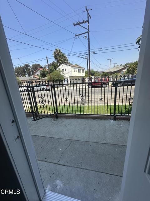 1441 N Carmelita Avenue, Los Angeles CA: https://media.crmls.org/mediaz/3394c9a8-124e-41f2-9560-06f6704b9714.jpg