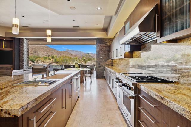 50741 Desert Arroyo Trail, Indian Wells CA: https://media.crmls.org/mediaz/3394cce0-a630-4782-8a95-551cee21f671.jpg