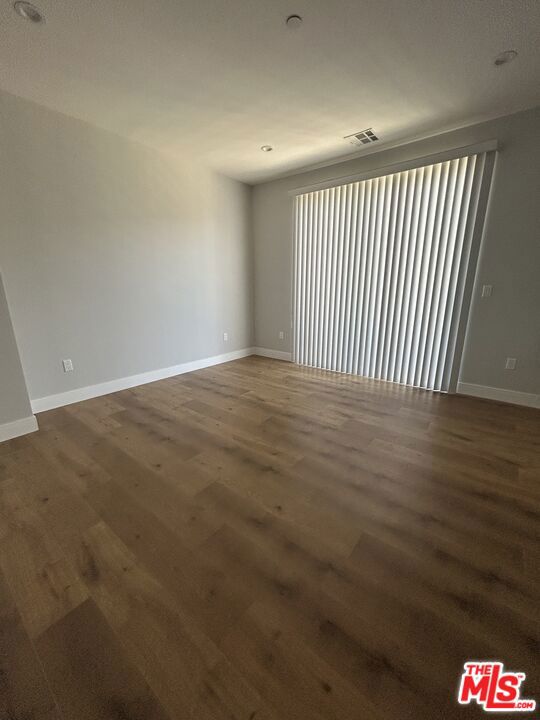 13928 Bessemer Street, Van Nuys CA: https://media.crmls.org/mediaz/339506cf-b2fb-49e4-a2d8-dc99fcfca816.jpg