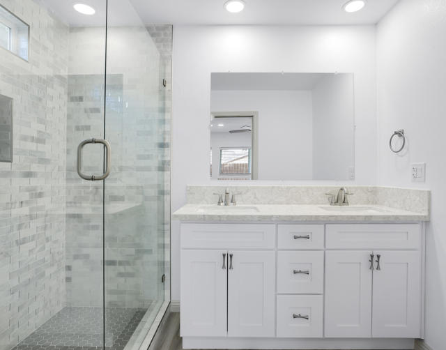 53110 Avenida Ramirez, La Quinta CA: https://media.crmls.org/mediaz/33954085-41a5-4c72-a502-1857a66d8896.jpg