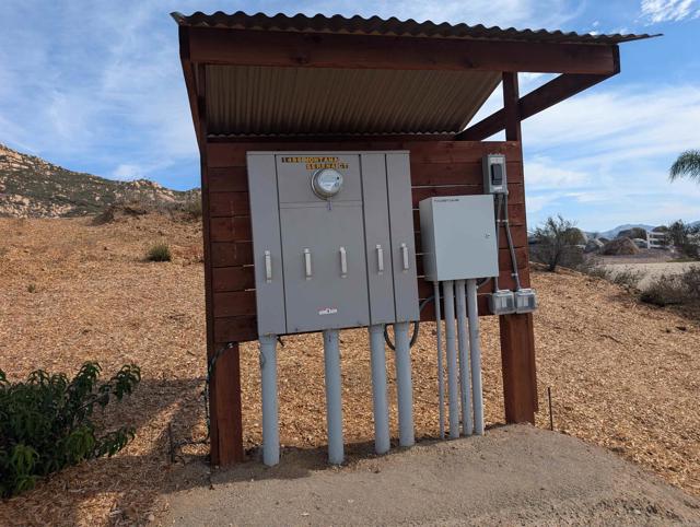 Detail Gallery Image 5 of 45 For 1496 Montana Serena Ct, El Cajon,  CA 92021 - – Beds | – Baths