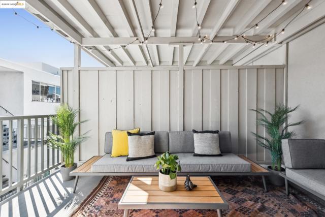 424 Staten Ave, Oakland CA: https://media.crmls.org/mediaz/3395df48-87cc-47e2-a88a-6f70296f08e9.jpg