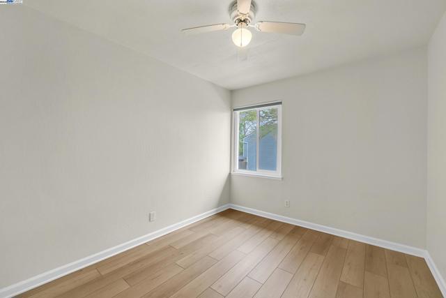 992 Del Norte Dr, Livermore CA: https://media.crmls.org/mediaz/33963b3d-0b7b-4011-ad91-a6f98d7cf244.jpg