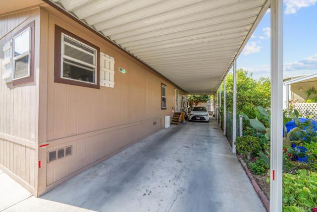 402 63Rd Street, San Diego CA: https://media.crmls.org/mediaz/33964bb8-7881-4384-b6f4-04681de338b2.jpg