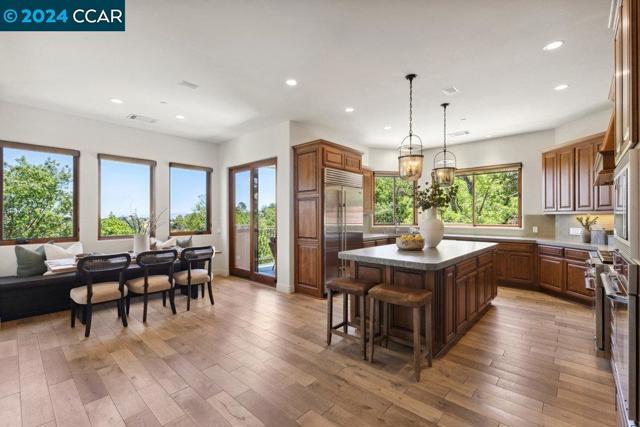 Image 17 of 60 For 1740 Toyon Rd