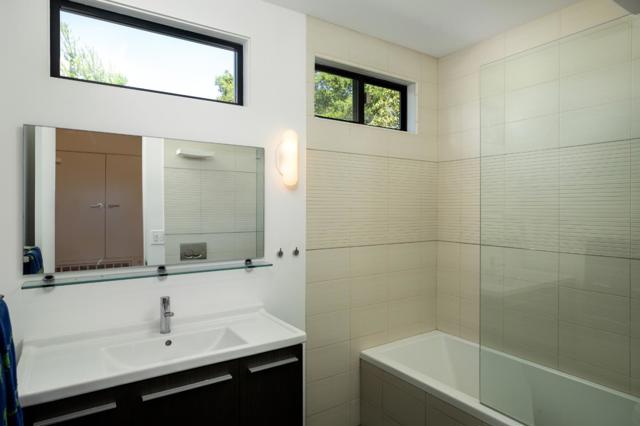 1409 Laurel Street, Menlo Park CA: https://media.crmls.org/mediaz/3396d463-5708-4a2a-beb9-ec8a757808d3.jpg