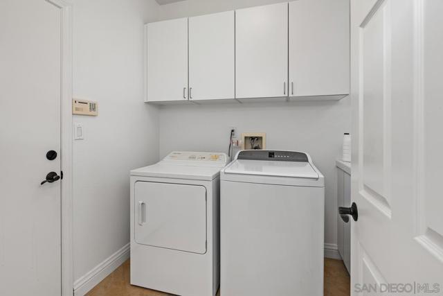 14694 Via Monteverde, San Diego CA: https://media.crmls.org/mediaz/339756d2-969e-401f-b6ba-4a3c1d63d4cf.jpg