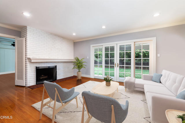 Detail Gallery Image 4 of 46 For 4402 El Camino Corto, La Canada Flintridge,  CA 91011 - 4 Beds | 3 Baths