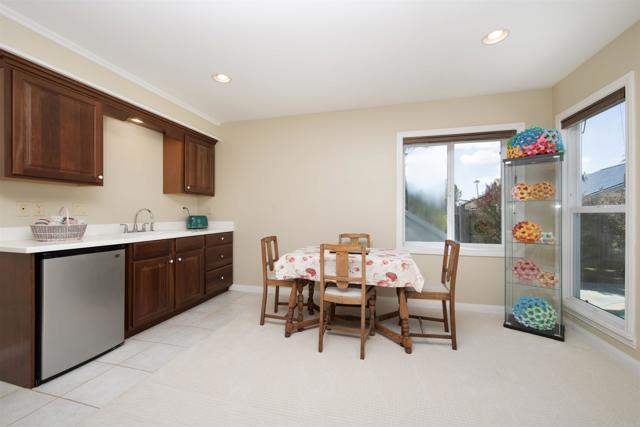 Image 17 of 39 For 8939 Oviedo Street