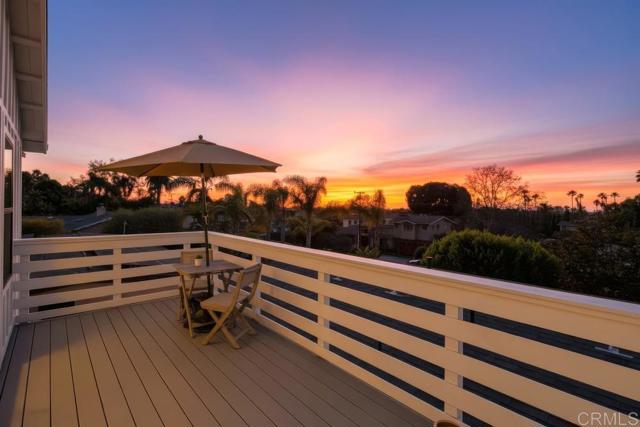 Detail Gallery Image 3 of 34 For 3522 Adams St, Carlsbad,  CA 92008 - 2 Beds | 2 Baths