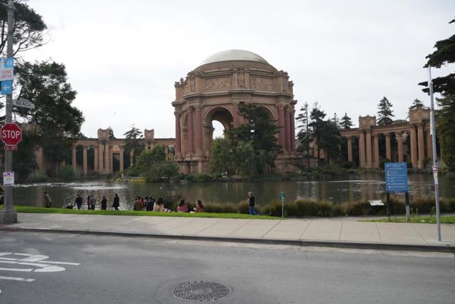 1921 Jefferson Street, San Francisco CA: https://media.crmls.org/mediaz/3398c770-98fc-482e-9962-ab9e6a70403f.jpg