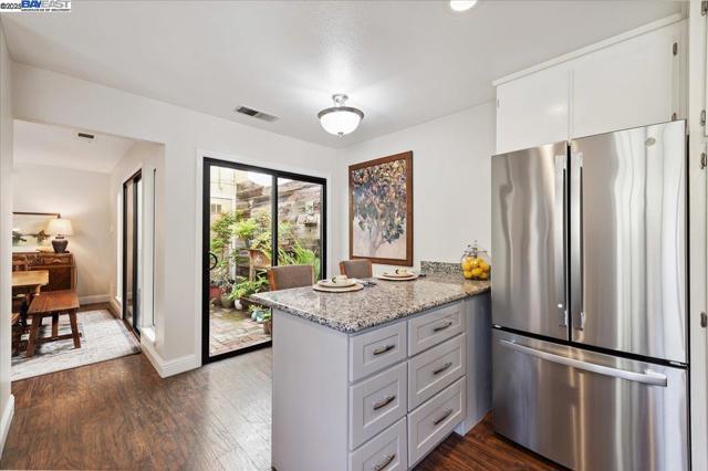 2587 Chablis Way, Livermore CA: https://media.crmls.org/mediaz/33994b00-864c-40fb-9aa2-e8ddbce89e0b.jpg