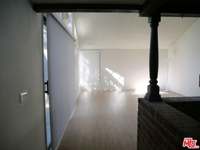10827 MARIETTA Avenue, Culver City CA: https://media.crmls.org/mediaz/339a434b-13db-4f4e-8e59-f8ca78c759c2.jpg