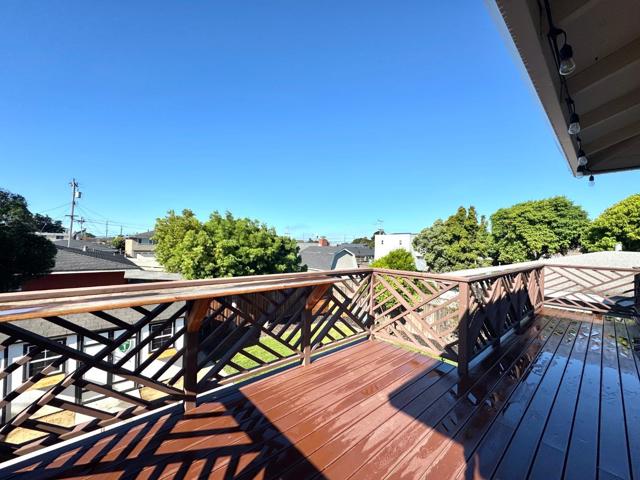 908 Bancroft Ave, Half Moon Bay CA: https://media.crmls.org/mediaz/339a802b-6ff2-4b82-be82-95f6382f5d10.jpg