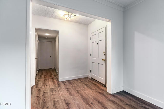 Detail Gallery Image 5 of 28 For 681 S Orange Grove Bld #1,  Pasadena,  CA 91105 - 3 Beds | 2/1 Baths