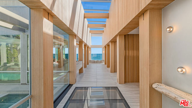24572 Malibu Road, Malibu CA: https://media.crmls.org/mediaz/339ab1d5-3e9b-42d2-973f-50982d04120d.jpg
