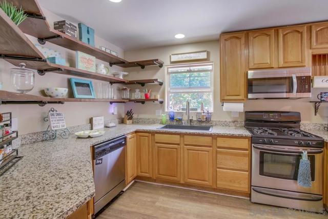 210 Frances Dr, El Cajon CA: https://media.crmls.org/mediaz/339ae06a-1409-433a-87ab-f22d7fc9bddc.jpg