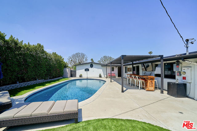 600 Pueblo Place, Fullerton CA: https://media.crmls.org/mediaz/339dd065-7a3f-4e0a-84da-1293b721d956.jpg