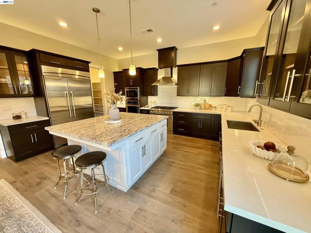 1500 Arroyo Rd, Livermore CA: https://media.crmls.org/mediaz/339e537e-5ee0-4eae-bf40-eed8768bec1f.jpg