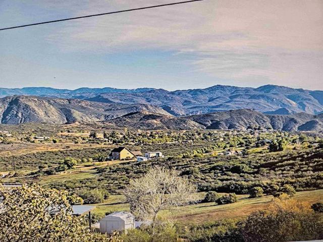 Detail Gallery Image 3 of 3 For Lone Oak Trail, Ramona,  CA 92065 - – Beds | – Baths