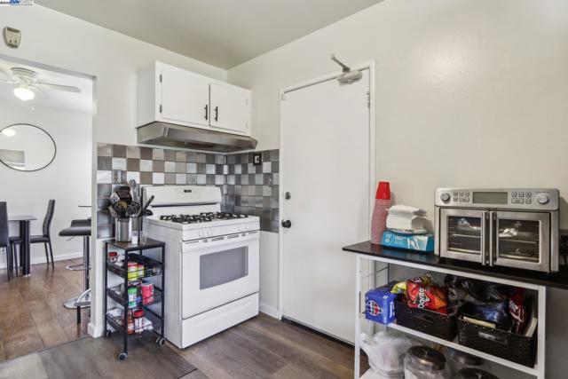 759 Bishop Ave, Hayward CA: https://media.crmls.org/mediaz/339fe2f3-5cdc-48ac-be35-f0526568ca08.jpg