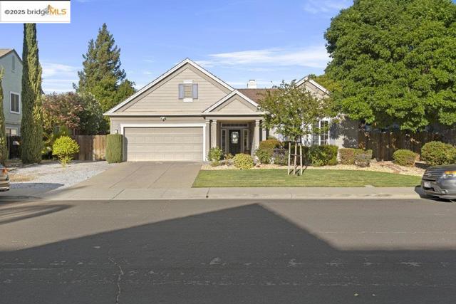 1030 Orchid Dr, Brentwood CA: https://media.crmls.org/mediaz/339fea23-5268-470b-92fa-24a37b54ddd6.jpg