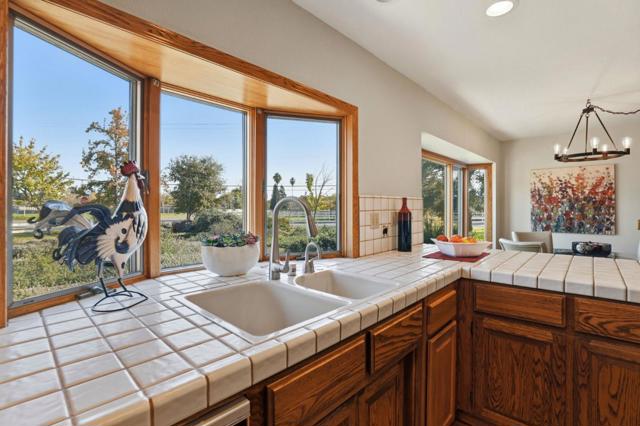 12101 Columbet Avenue, San Martin CA: https://media.crmls.org/mediaz/33a0caa3-f21f-4c4a-a53d-e3c8a7ed6c1e.jpg