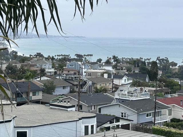 25072 Alicia Drive, Dana Point CA: https://media.crmls.org/mediaz/33a260f6-8d19-4b76-b76d-ad0d32376619.jpg