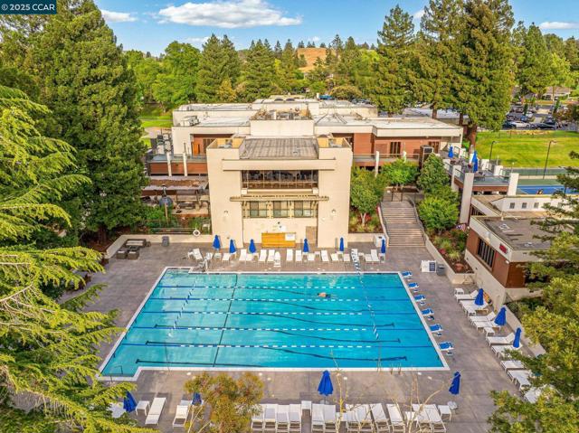 685 Saint George Rd, Danville CA: https://media.crmls.org/mediaz/33a277e8-670d-4f1e-bc5b-4aa899d099dc.jpg